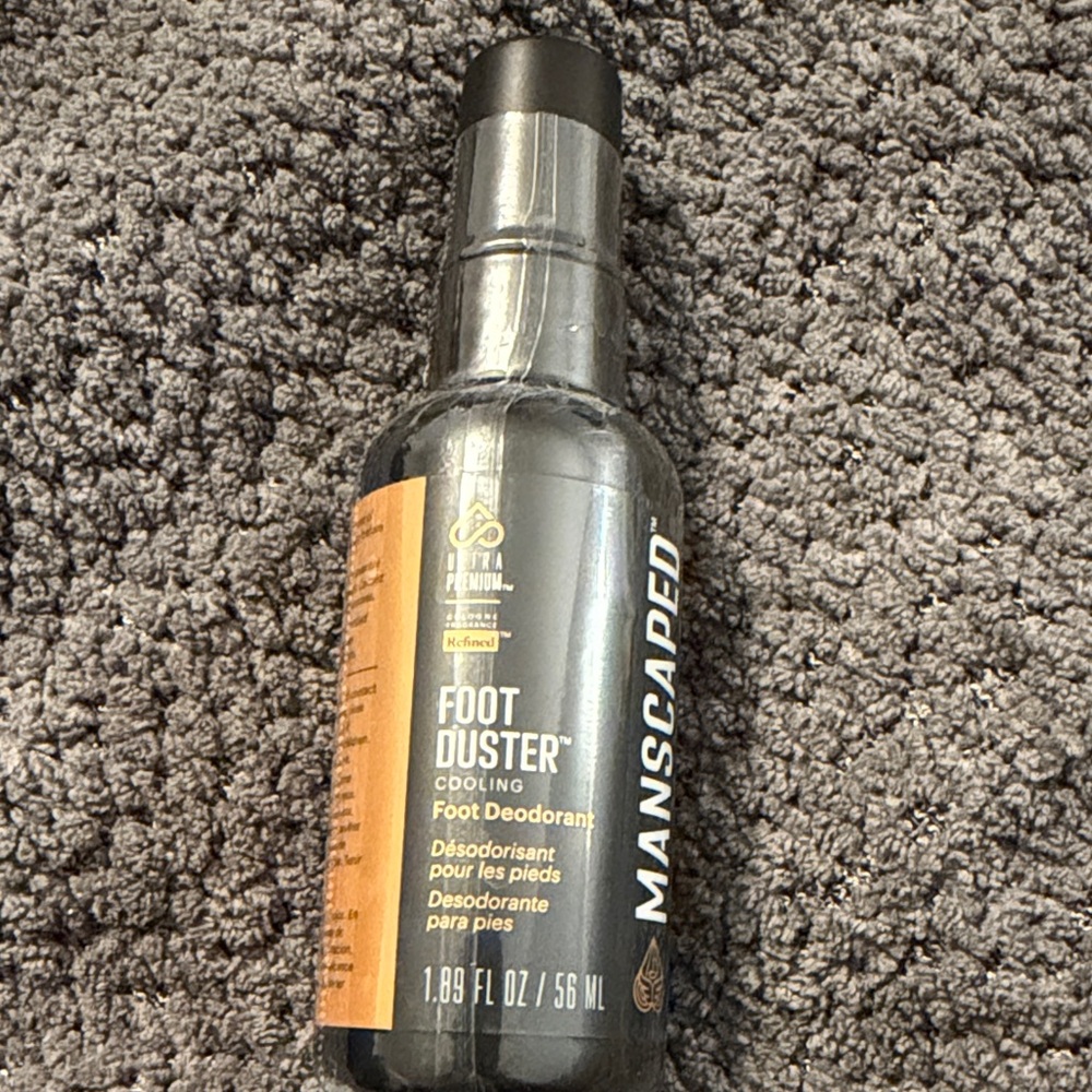 Manscaped Foot Duster Cooling Foot Deodorant - Black